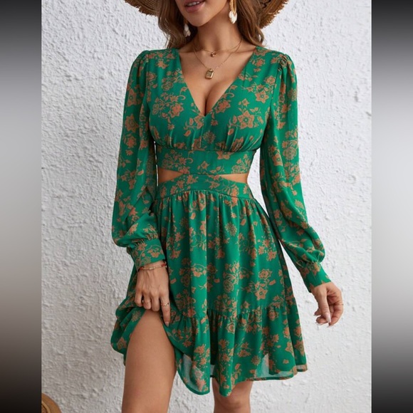 Boho floral print cutout long sleeve dress - Picture 4 of 10